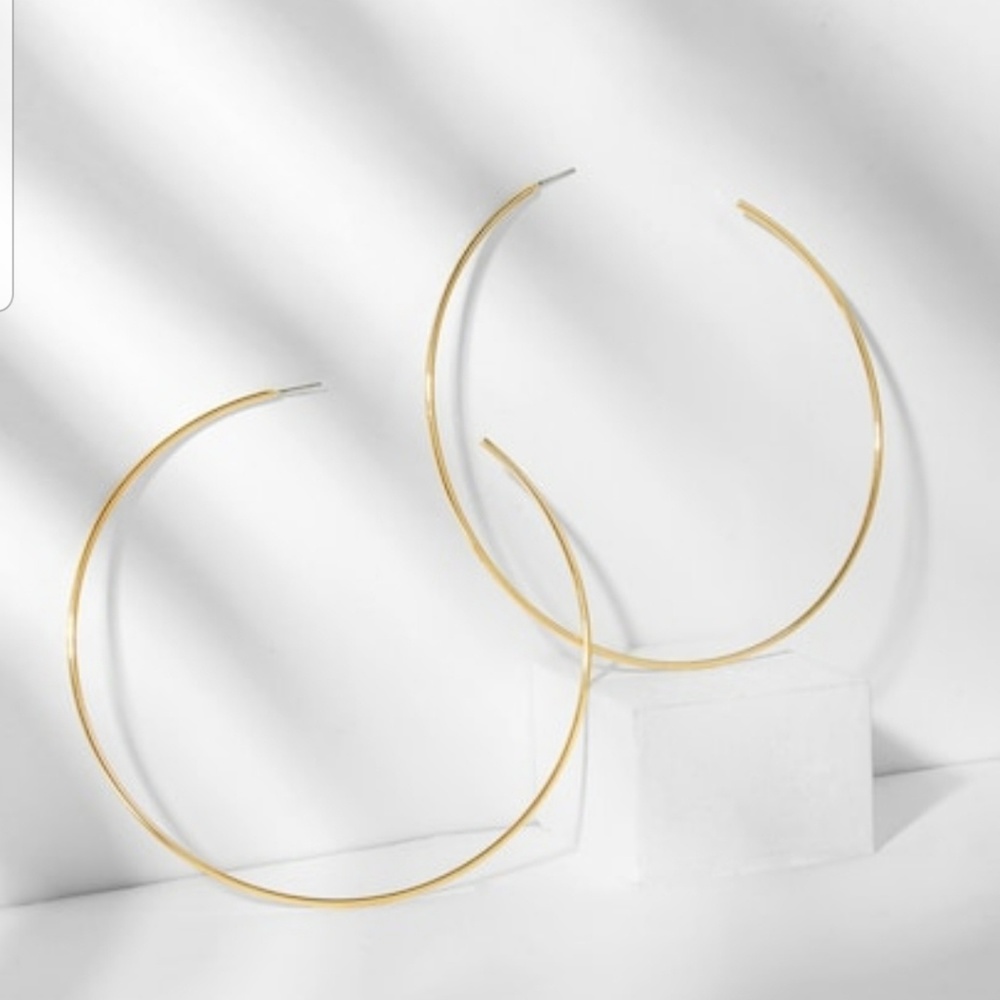 NwT Slim Open Oversize Hoop Earrings